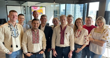 З Днем Вишиванки !